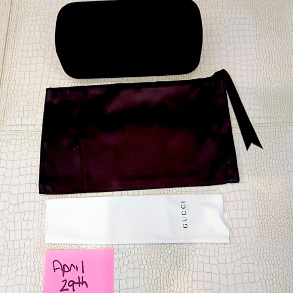New Gucci Jumbo Sized Glass Case See Photos for size. - Picture 1 of 5